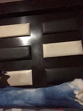 Snapshot of Elsolo2 chatting on March 2026 12:04:01 AM Elsolo2 online show from March 2026 12:04:01 AM