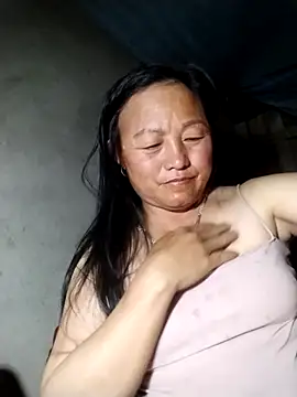 Snapshot of Lucie_Fuzk chatting on April 2026 02:00:01 PM Lucie Fuzk online show from April 2026 02:00:01 PM