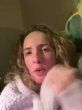 curlyirishgirl online show from March 2026 03:35:02 AM