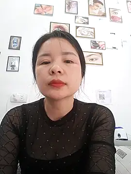 Ivy Trix2 online show from March 2026 03:01:02 AM