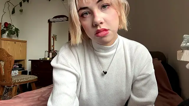 Snapshot of AmyTorry chatting on March 2026 07:25:02 AM AmyTorry online show from March 2026 07:25:02 AM