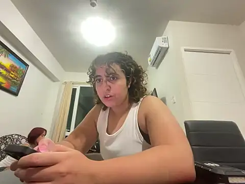 yassiestar online show from March 2026 04:12:02 PM