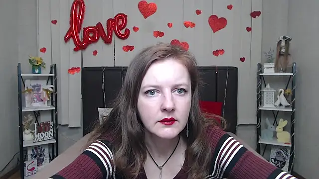 Snapshot of MeganPirs chatting on March 2026 06:52:01 AM MeganPirs online show from March 2026 06:52:01 AM