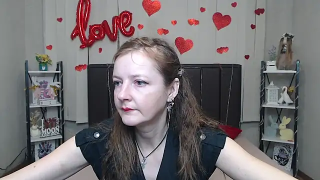 Snapshot of MeganPirs chatting on March 2026 05:08:01 AM MeganPirs online show from March 2026 05:08:01 AM
