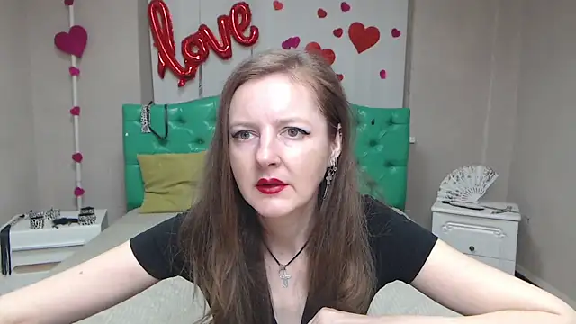 Snapshot of MeganPirs chatting on April 2026 05:17:01 PM MeganPirs online show from April 2026 05:17:01 PM
