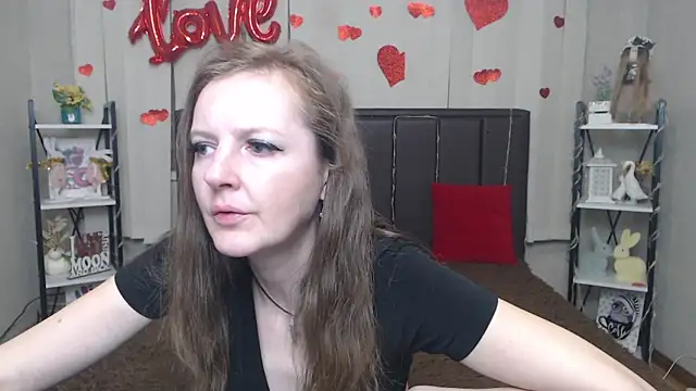 Snapshot of MeganPirs chatting on April 2026 05:36:01 PM MeganPirs online show from April 2026 05:36:01 PM
