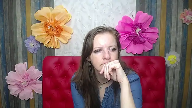 Snapshot of MeganPirs chatting on May 2026 05:04:02 AM MeganPirs online show from May 2026 05:04:02 AM