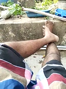 sathish2895 online show from May 2026 11:06:02 AM