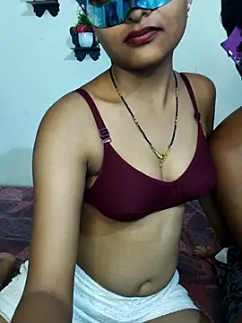 Snapshot of Sweet_Cpl_ chatting on April 2026 11:58:01 AM Sweet Cpl online show from April 2026 11:58:01 AM