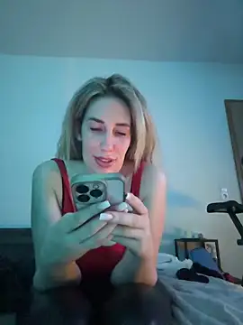 Snapshot of JuliaPrivat chatting on February 2026 10:10:02 PM JuliaPrivat online show from February 2026 10:10:02 PM