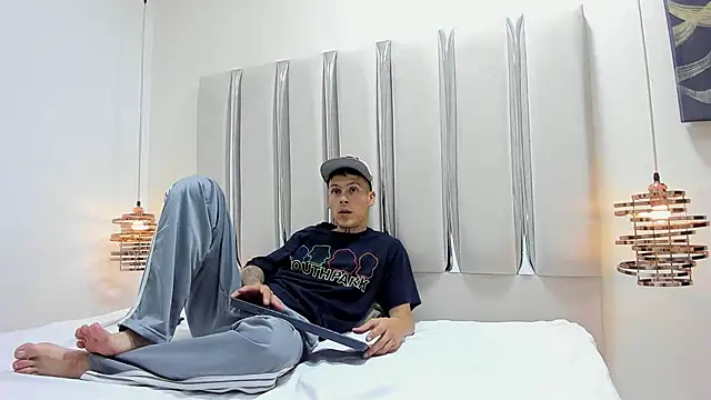 Snapshot of Ethan_Wolfe chatting on February 2026 05:30:02 AM Ethan Wolfe online show from February 2026 05:30:02 AM