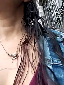 celeste kiss  online show from April 2026 08:06:02 PM