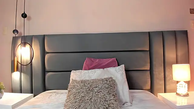 Snapshot of AitanaSantoss chatting on February 2026 11:54:02 AM AitanaSantoss online show from February 2026 11:54:02 AM