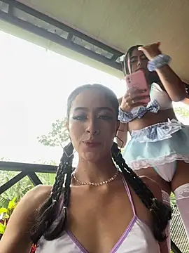 Snapshot of SAMY_AND_ARI chatting on March 2026 03:18:02 PM SAMY AND ARI online show from March 2026 03:18:02 PM