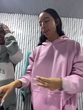 Snapshot of SAMY_AND_ARI chatting on March 2026 11:11:02 AM SAMY AND ARI online show from March 2026 11:11:02 AM