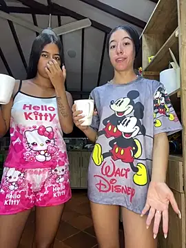 Snapshot of SAMY_AND_ARI chatting on April 2026 10:15:01 AM SAMY AND ARI online show from April 2026 10:15:01 AM