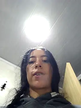 Snapshot of SAMY_AND_ARI chatting on April 2026 10:08:02 AM SAMY AND ARI online show from April 2026 10:08:02 AM