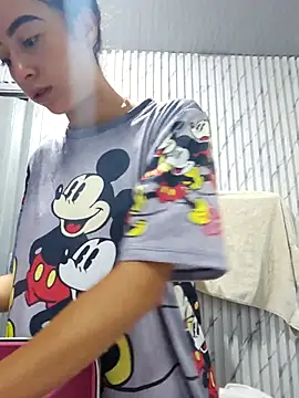 Snapshot of SAMY_AND_ARI chatting on April 2026 10:09:02 AM SAMY AND ARI online show from April 2026 10:09:02 AM