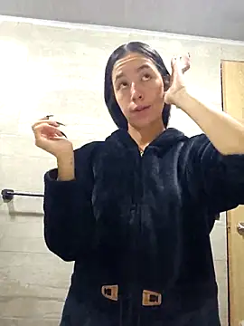 Snapshot of SAMY_AND_ARI chatting on April 2026 10:16:02 AM SAMY AND ARI online show from April 2026 10:16:02 AM