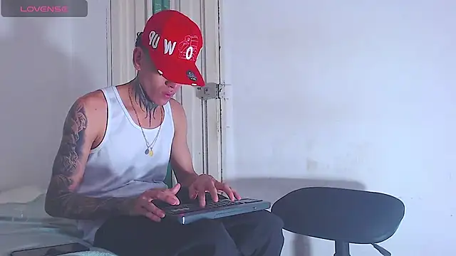 gabriel reyes21 online show from August 2026 11:47:01 PM