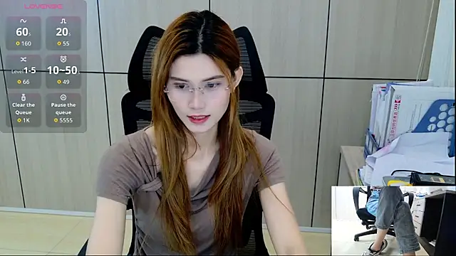 Snapshot of zhen-68 chatting on May 2026 01:35:01 AM zhen-68 online show from May 2026 01:35:01 AM