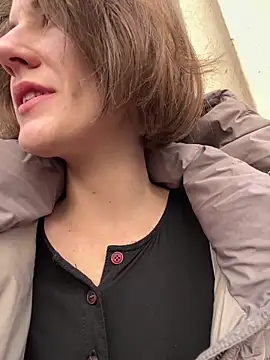 Kamorana online show from March 2026 12:19:01 PM