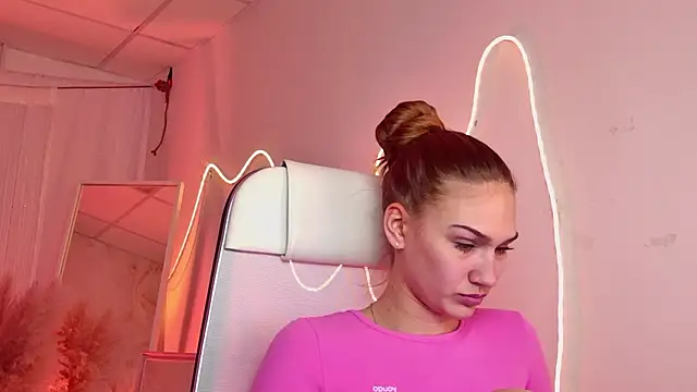 Sweet Emilya online show from March 2026 11:58:01 AM