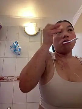 WHITEWOMEN 2 online show from March 2026 03:17:02 PM