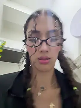 Snapshot of samantha_rogers chatting on March 2026 01:47:01 PM samantha rogers online show from March 2026 01:47:01 PM