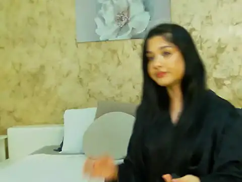 Snapshot of MissNaomiBelle chatting on May 2026 01:29:01 PM MissNaomiBelle online show from May 2026 01:29:01 PM