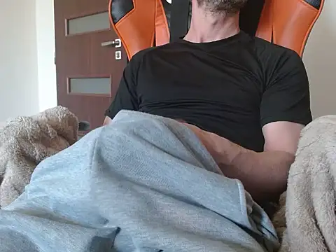 Sokarek online show from April 2026 12:43:01 PM