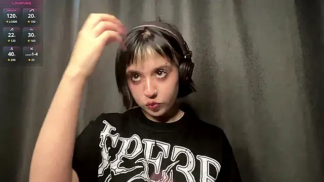 AueshaSimon online show from March 2026 09:02:01 AM