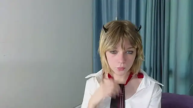 MollySally online show from May 2026 05:57:01 AM