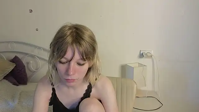 MollySally online show from June 2026 04:10:02 AM