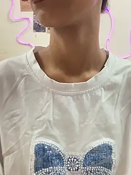 Zoiii   online show from March 2026 01:44:02 PM