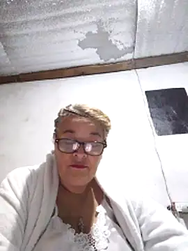 momismilf544 online show from April 2026 05:16:01 AM