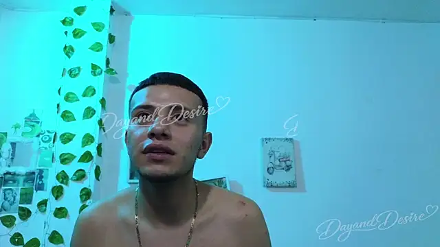 Snapshot of DayandDesire chatting on May 2026 09:21:01 PM DayandDesire online show from May 2026 09:21:01 PM