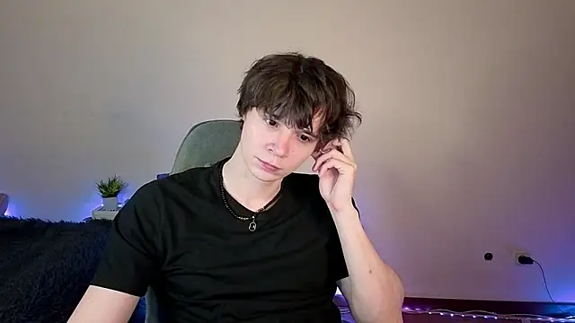 AnthonyCuutie online show from June 2026 05:31:02 AM