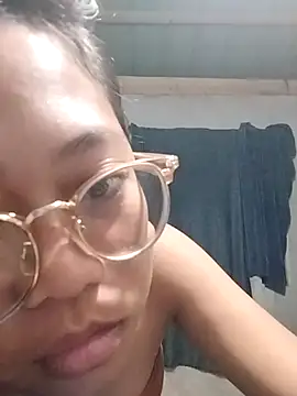 Snapshot of angelpinay44 chatting on March 2026 03:49:02 PM angelpinay44 online show from March 2026 03:49:02 PM
