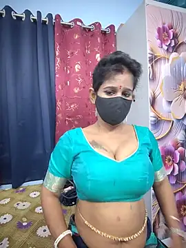 Snapshot of Tinaa_baby chatting on June 2026 09:14:01 AM Tinaa baby online show from June 2026 09:14:01 AM