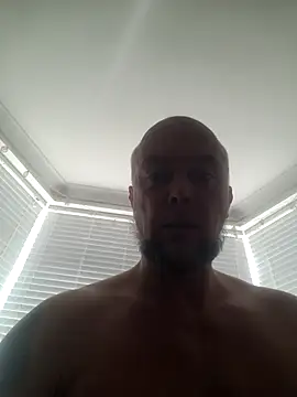 HornyDaddyMuscle online show from April 2026 08:41:01 AM