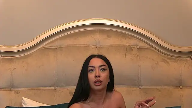 Kim Skyleer online show from March 2026 05:57:02 AM