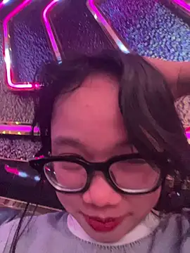 Leeeeiu online show from June 2026 03:14:01 PM