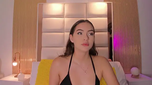 Snapshot of Megaan_Rousee chatting on February 2026 11:44:01 AM Megaan Rousee online show from February 2026 11:44:01 AM