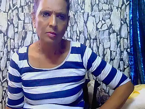 Snapshot of Hot_queen58 chatting on March 2026 05:30:02 AM Hot queen58 online show from March 2026 05:30:02 AM