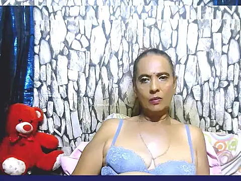 Snapshot of Hot_queen58 chatting on April 2026 05:09:02 PM Hot queen58 online show from April 2026 05:09:02 PM