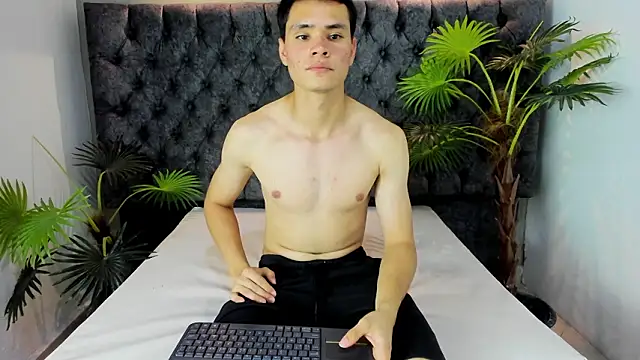 Snapshot of ZANE_EVANS chatting on February 2026 01:12:02 PM ZANE EVANS online show from February 2026 01:12:02 PM