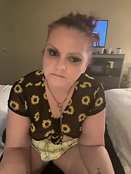 Snapshot of LoveMohr24 chatting on March 2026 06:43:01 PM LoveMohr24 online show from March 2026 06:43:01 PM