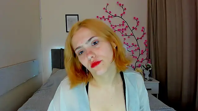 DellaRows online show from July 2026 12:08:01 PM