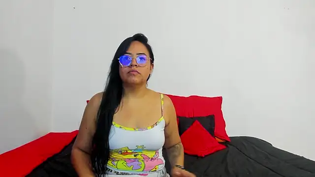 Snapshot of CamilaEdwards chatting on March 2026 04:47:01 AM CamilaEdwards online show from March 2026 04:47:01 AM